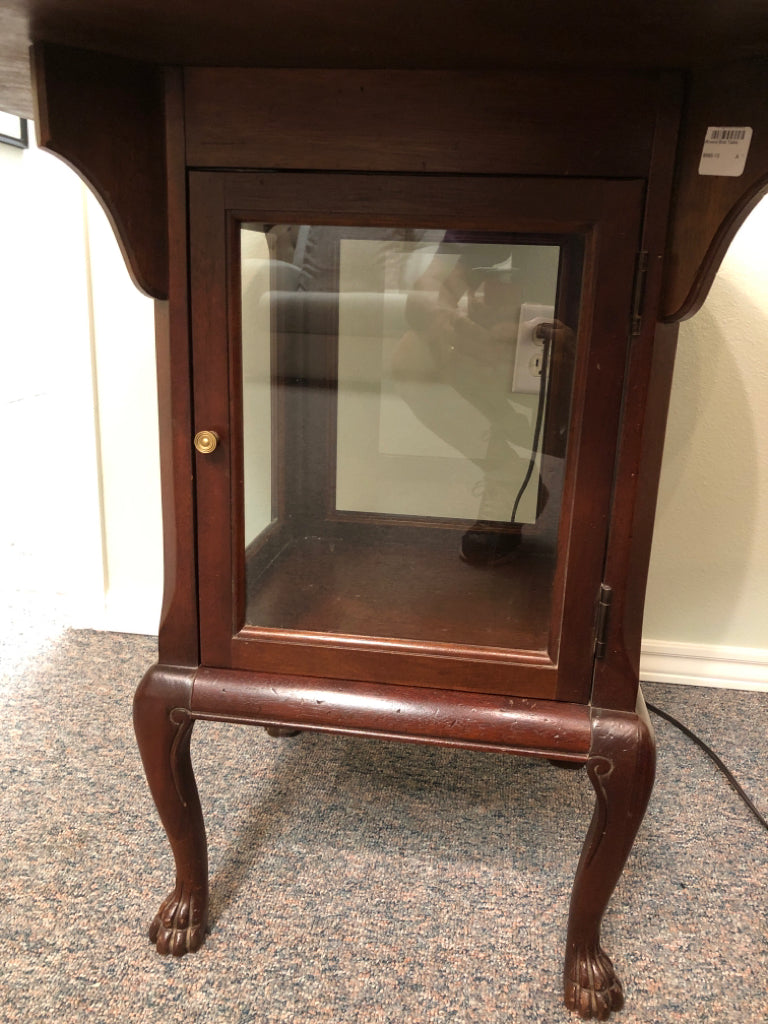 Round End Table