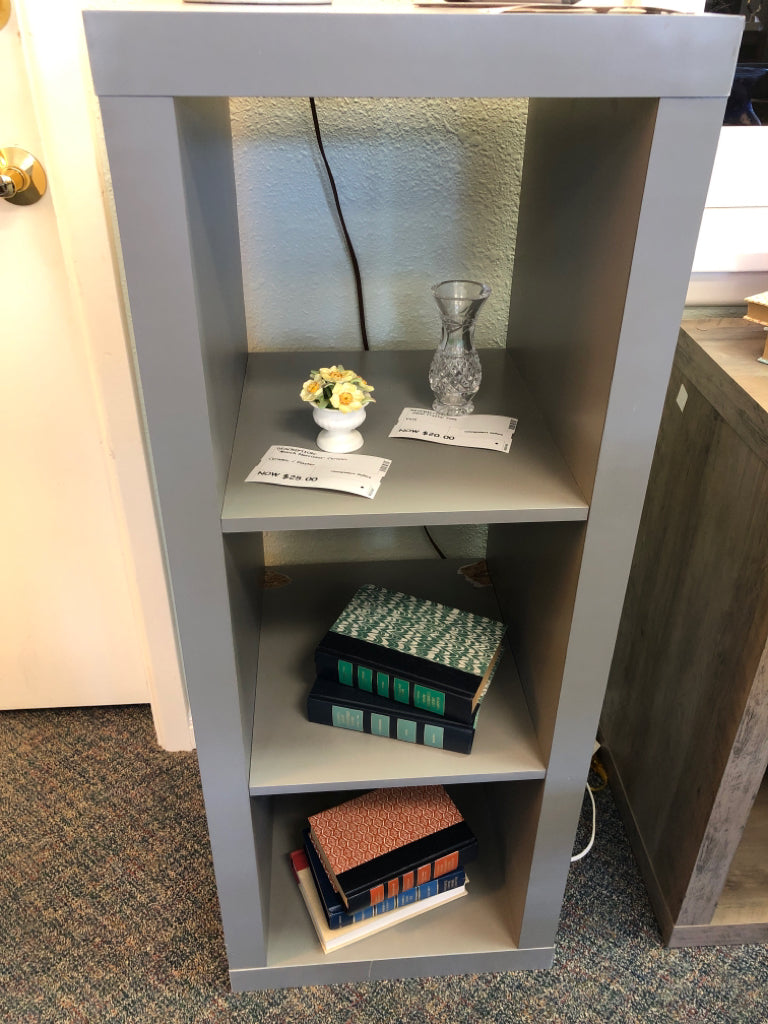 Gray Shelf