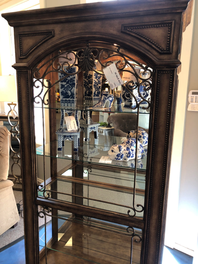 Etagere