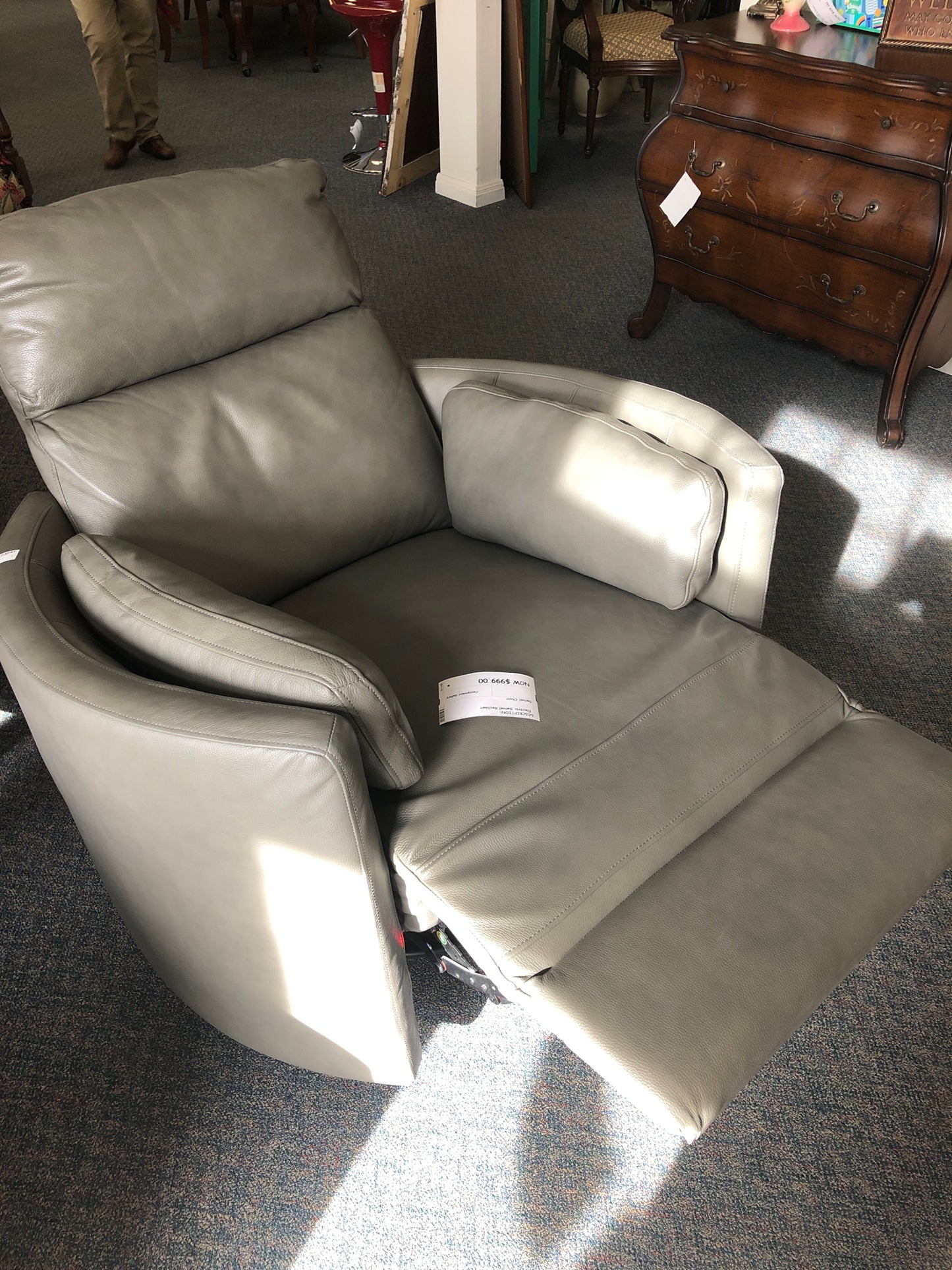 Electric Swivel Recliner (2 available)