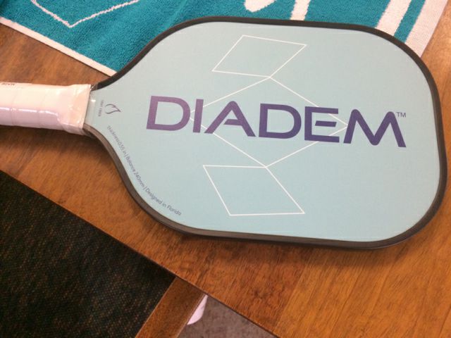 Diadem Team Pickleball Paddle