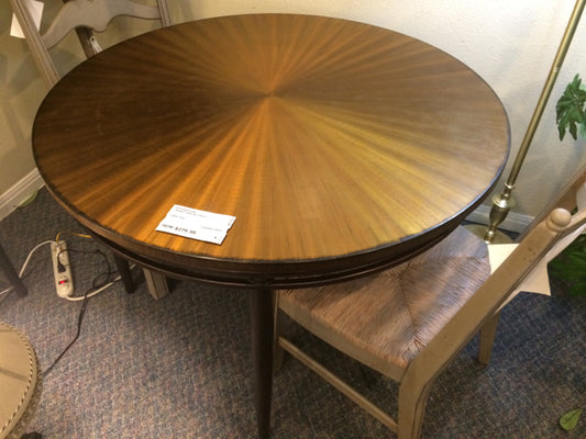 Round Table No Chairs
