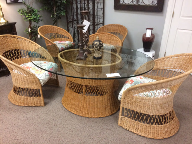Table w/6 Chairs
