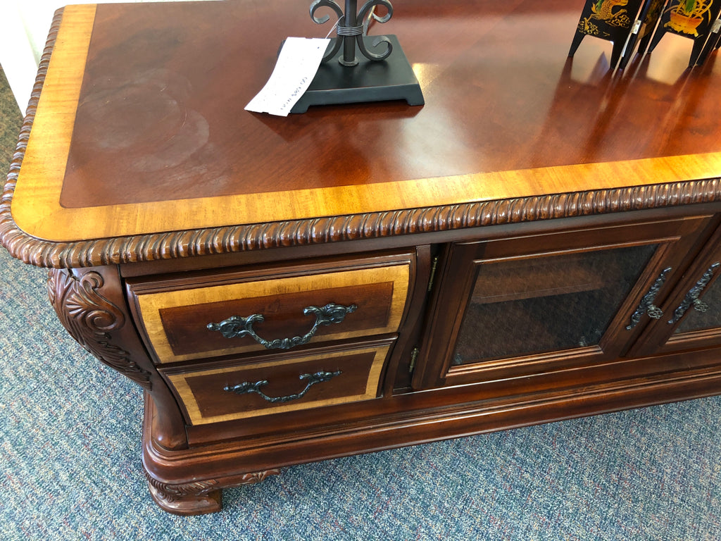 Media console