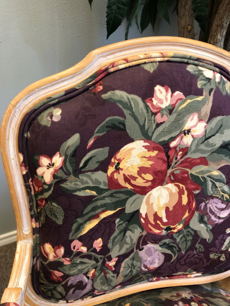 Chair (2 available)