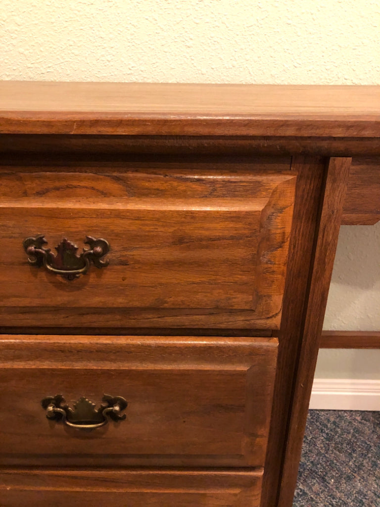 Student Desk