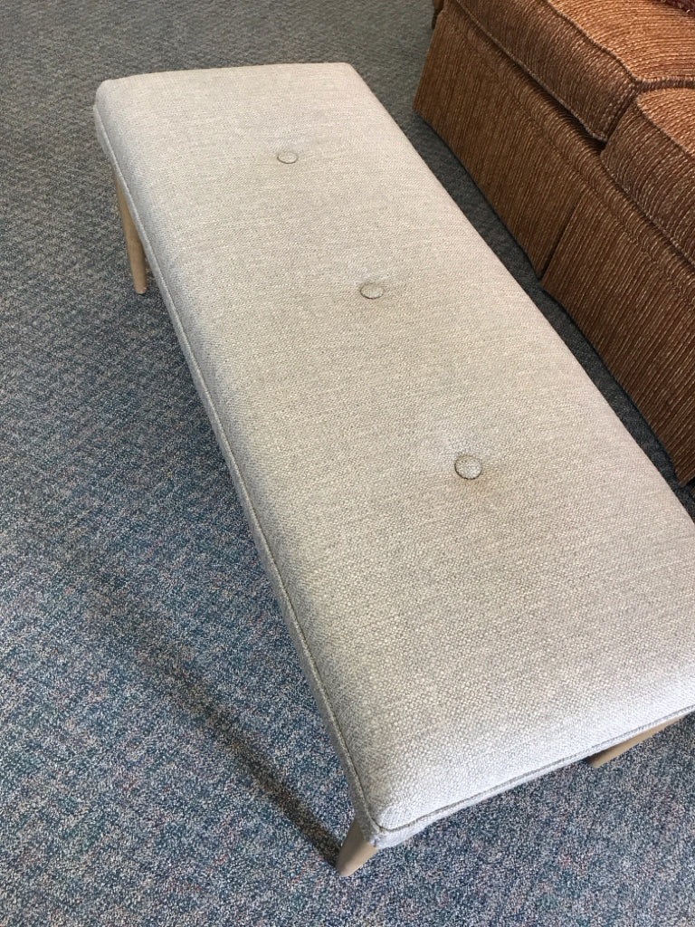 Bench (Cloth)