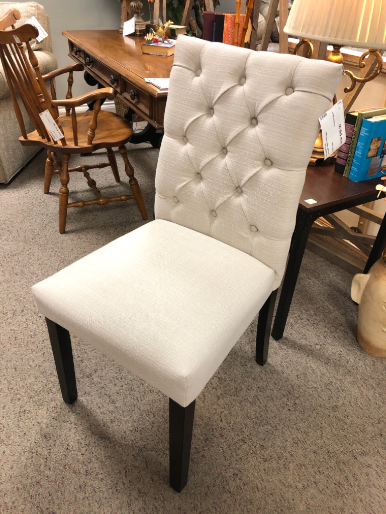 Straight Back Cloth Chair
