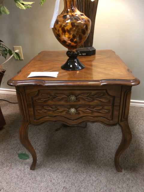 Drexel Heritage End Table (2 available)