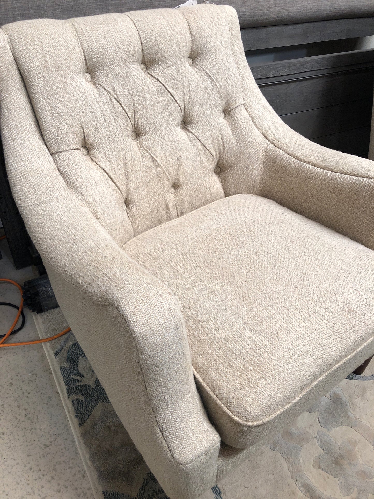 Chair (2 available)
