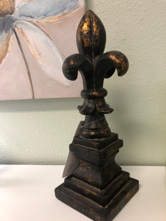 Finial Item