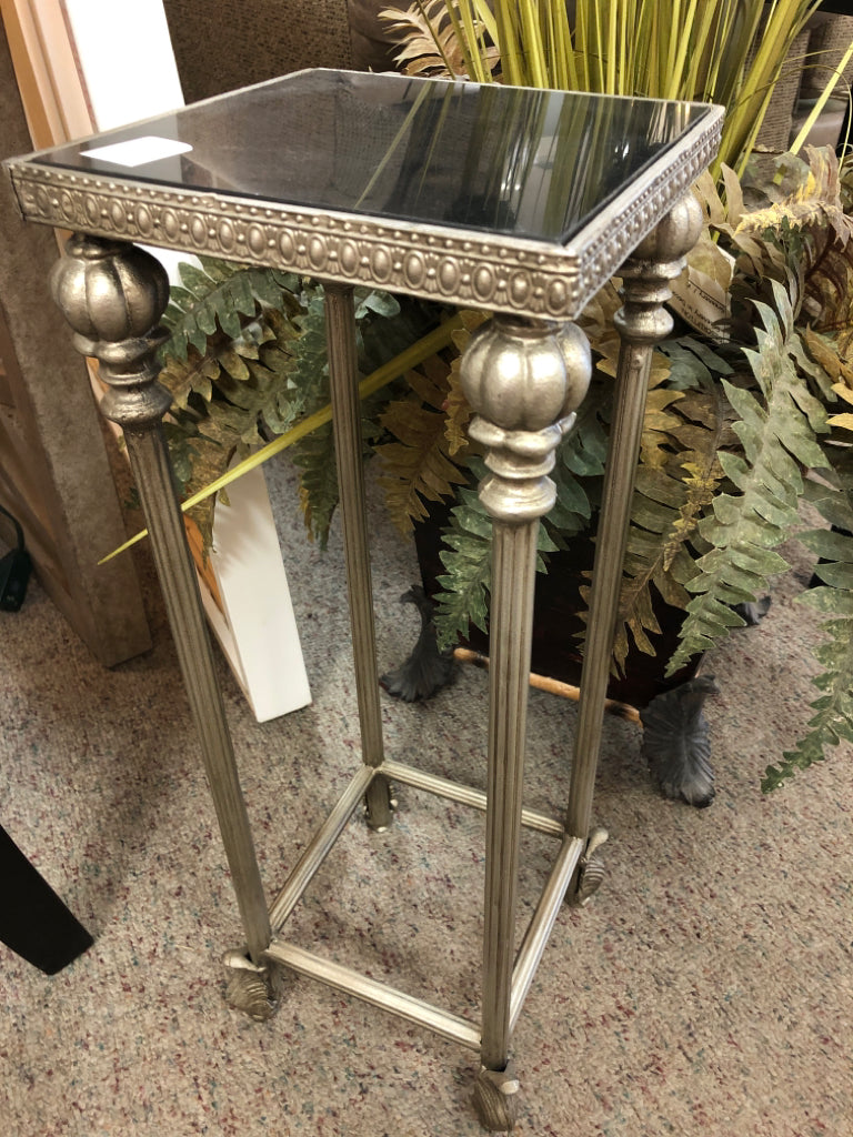 Plant Stand