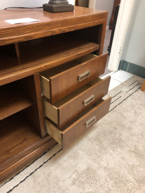Media console