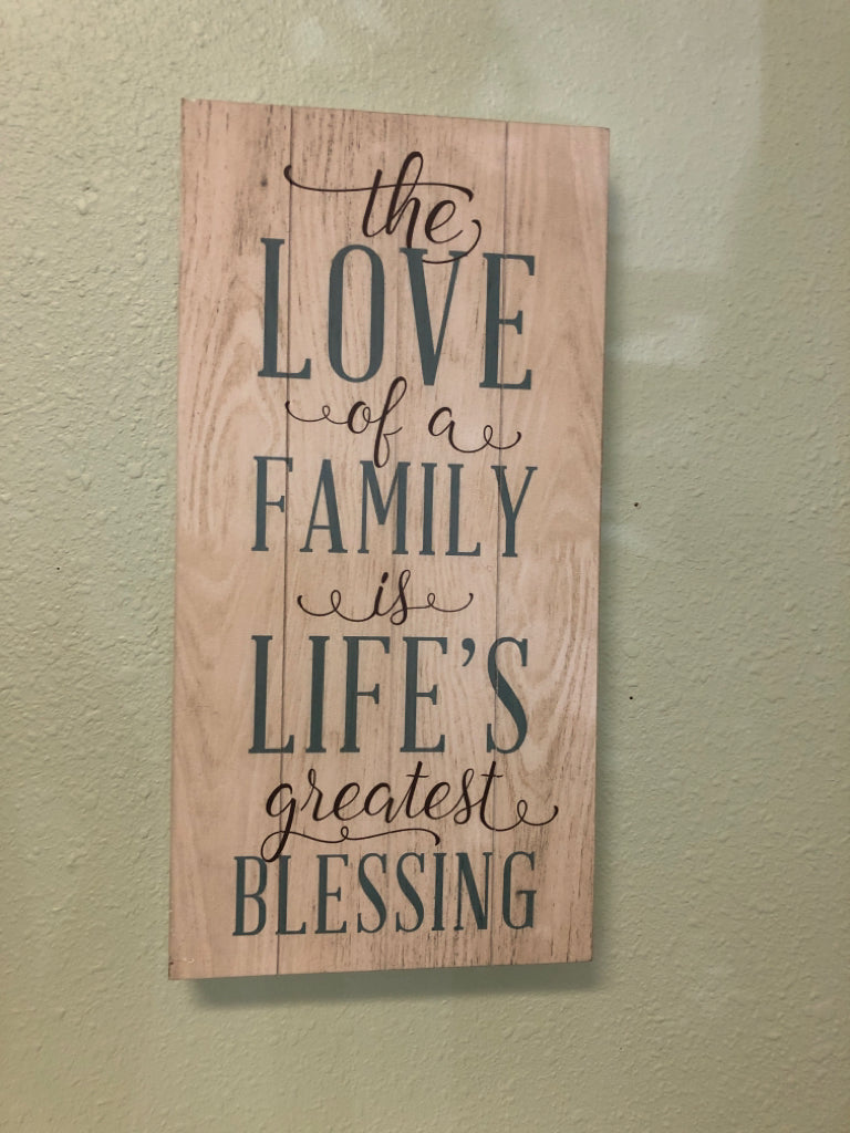 Wood Decor about Family Love