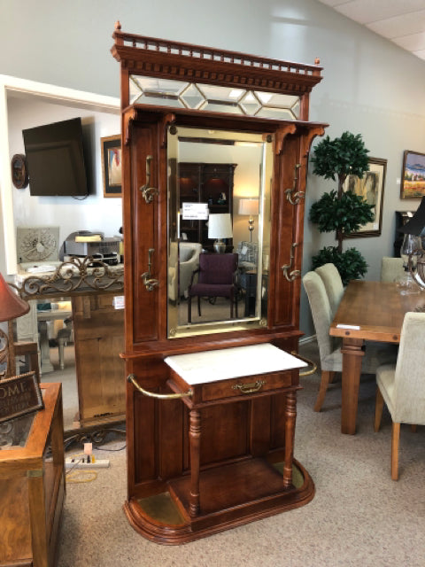 Hall Tree by Pulaski Furniture