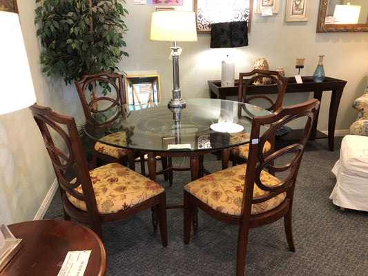 Glass-Top Table w/4 Chairs