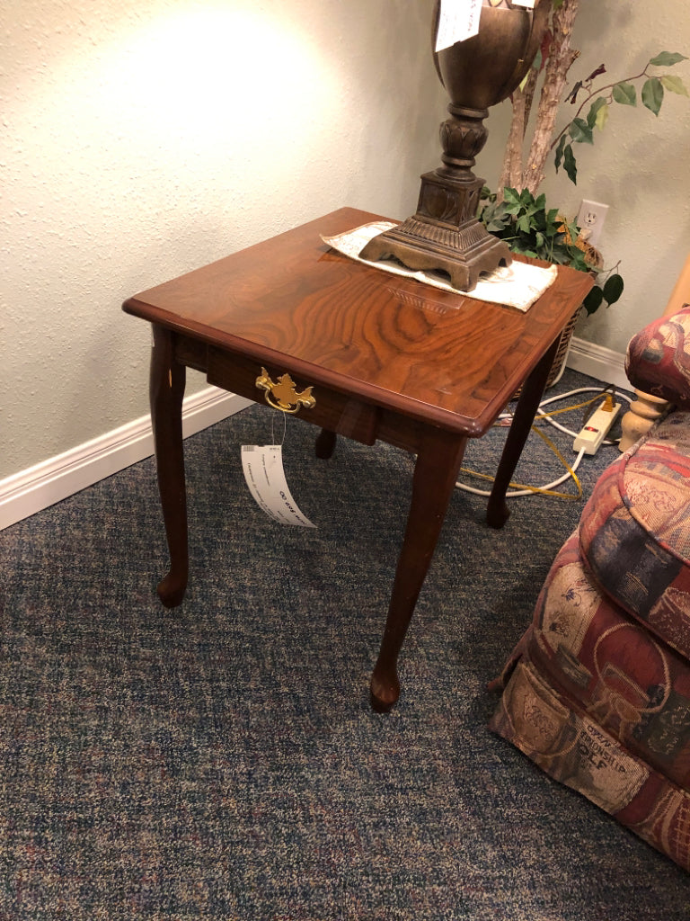End Table w/ Drawer (2 available)