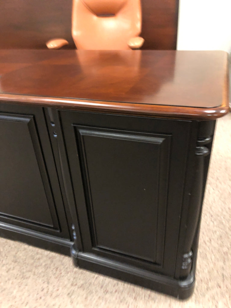 Executive Desk (from Haverty's)