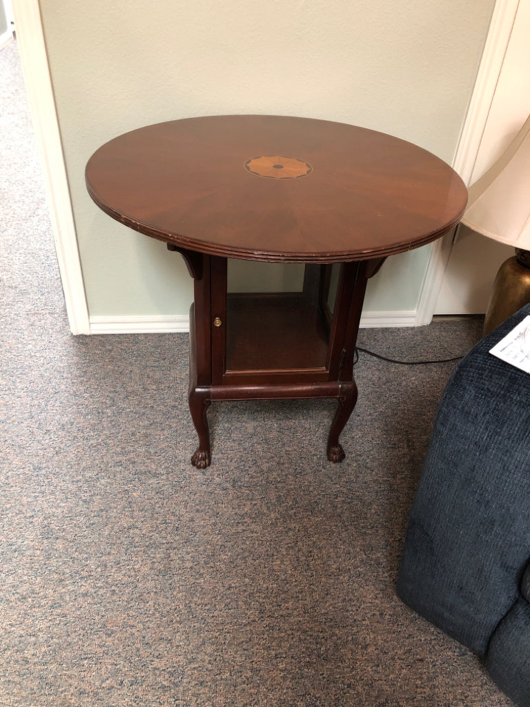 Round End Table