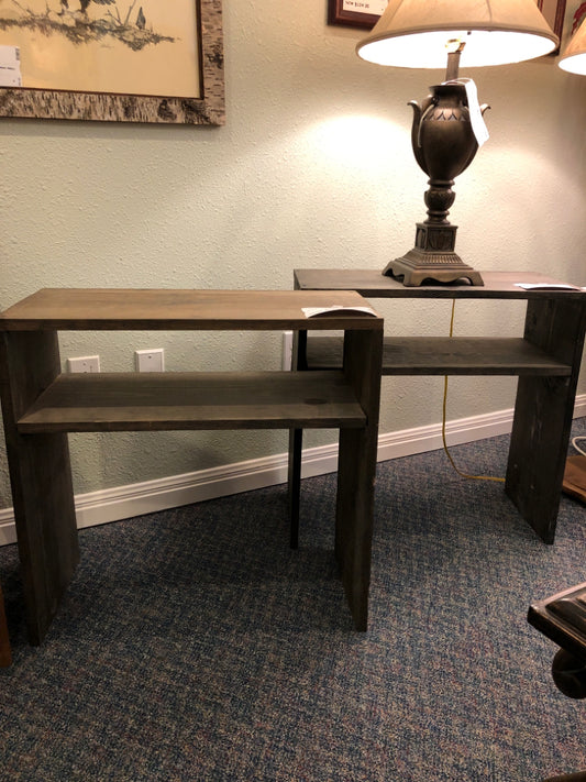 Stand (2 available)