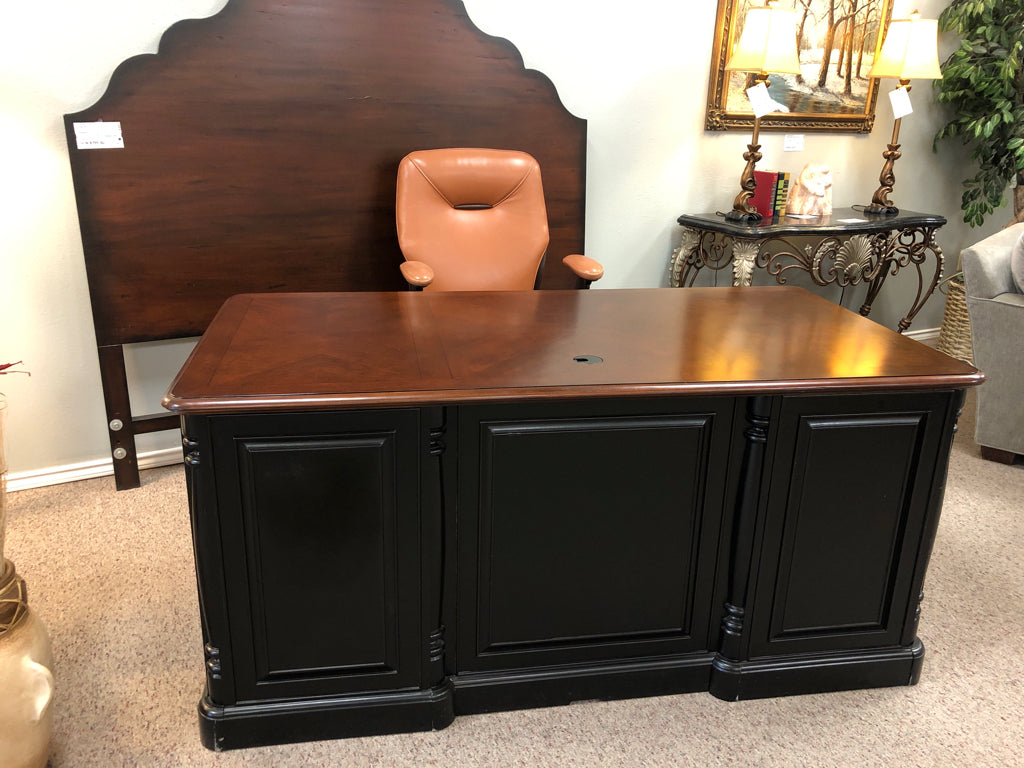 Executive Desk (from Haverty's)