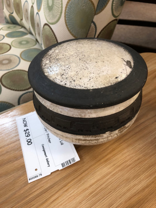 Brown/Tan Small Pot with Lid