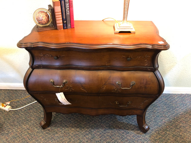 Bombay Chest