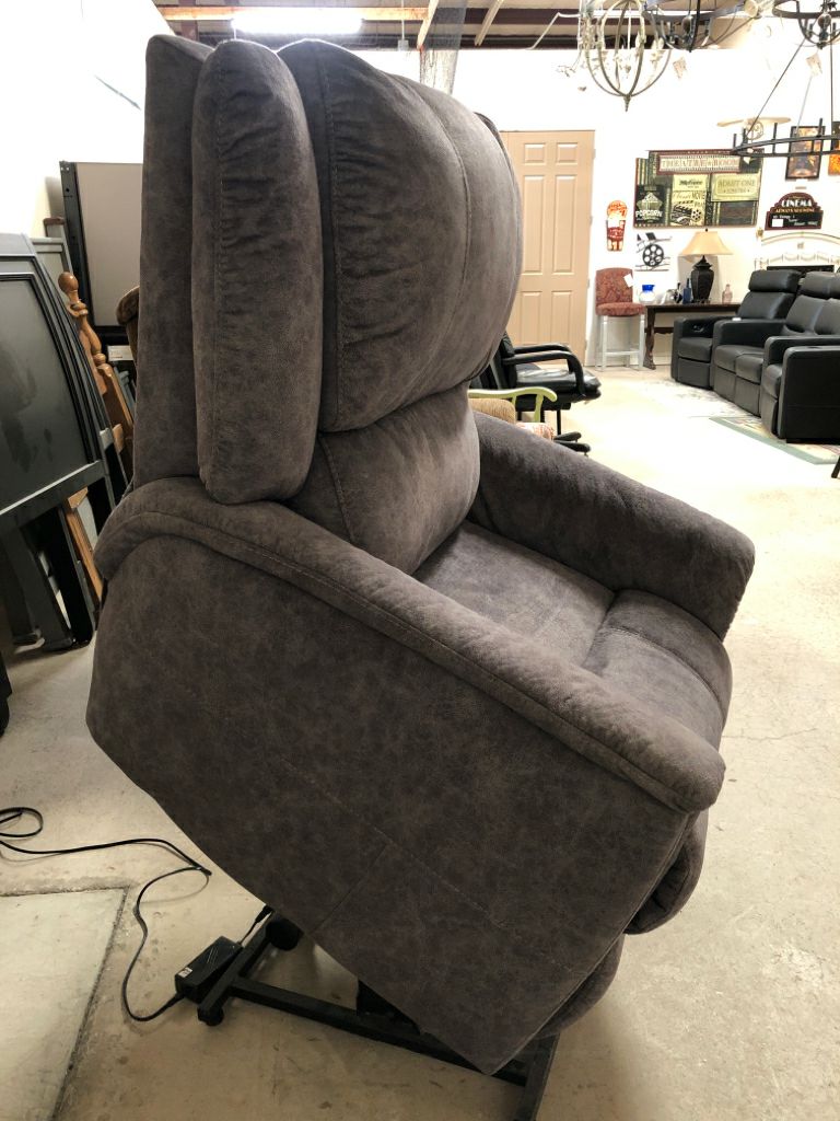 Gray Cloth Lift Chair