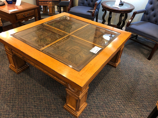 Coffee Table w/Glass Top