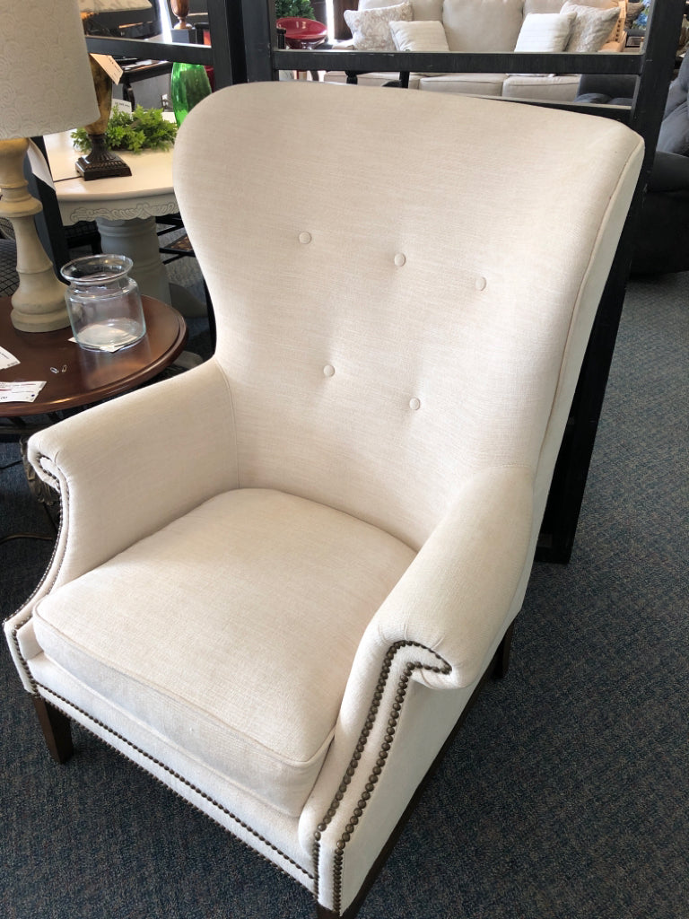 Chair (2 available)