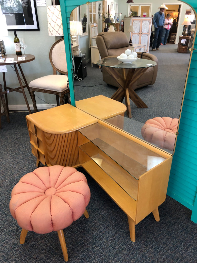 Vanity w/Mirror and Stool