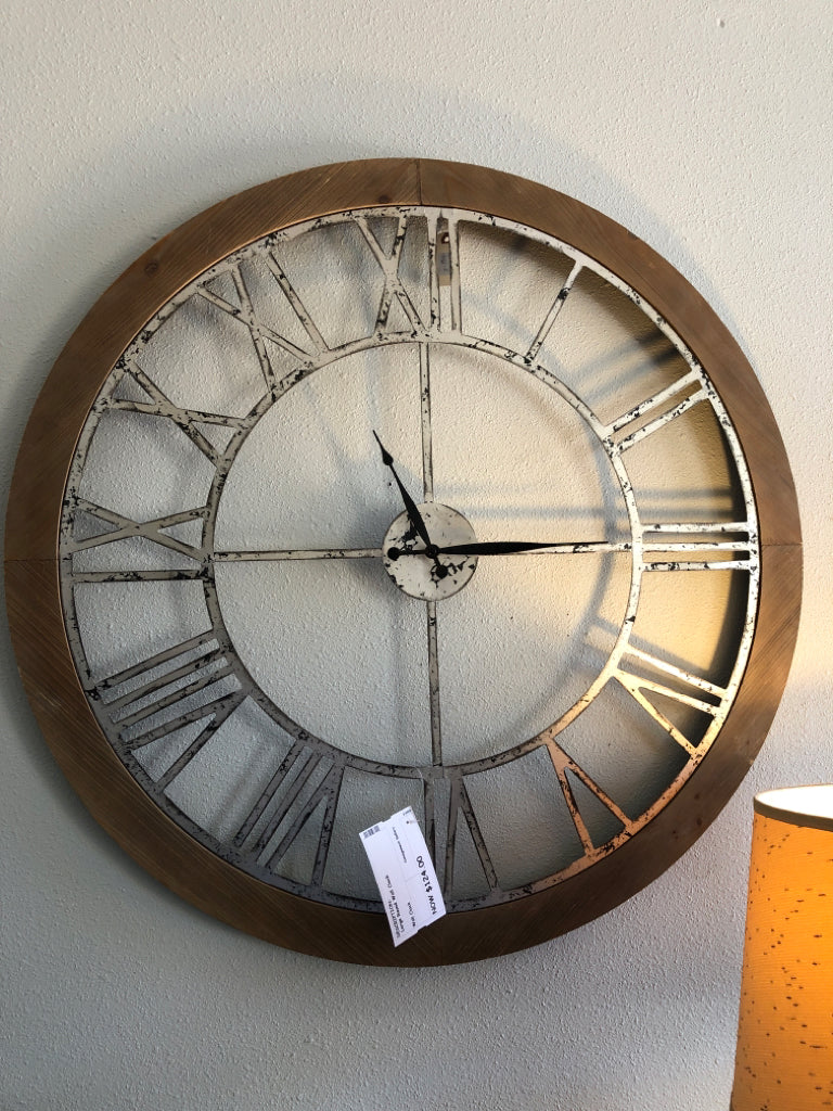 Large Round Wall Clock