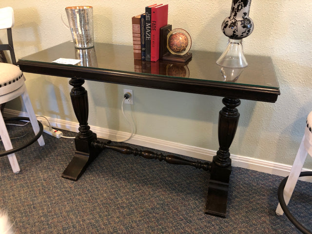 Sofa Table w/Glass Top