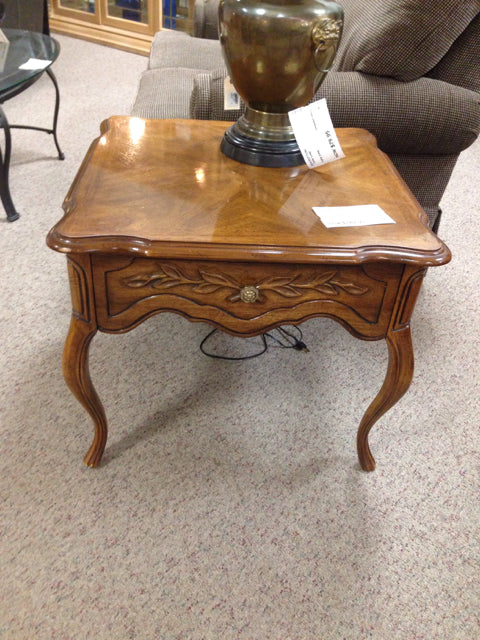 Drexel Heritage End Table (2 available)