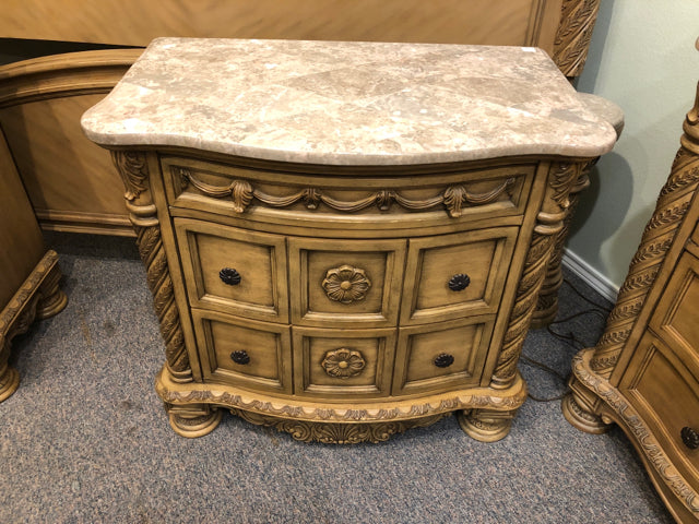 6 Piece Marble Top Bedroom Suite w/King Bed