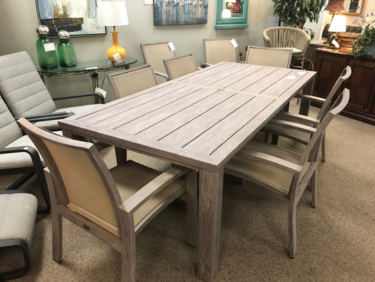 Table & Chairs