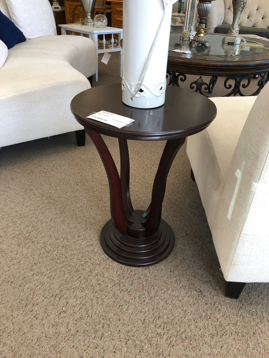 Round End Table
