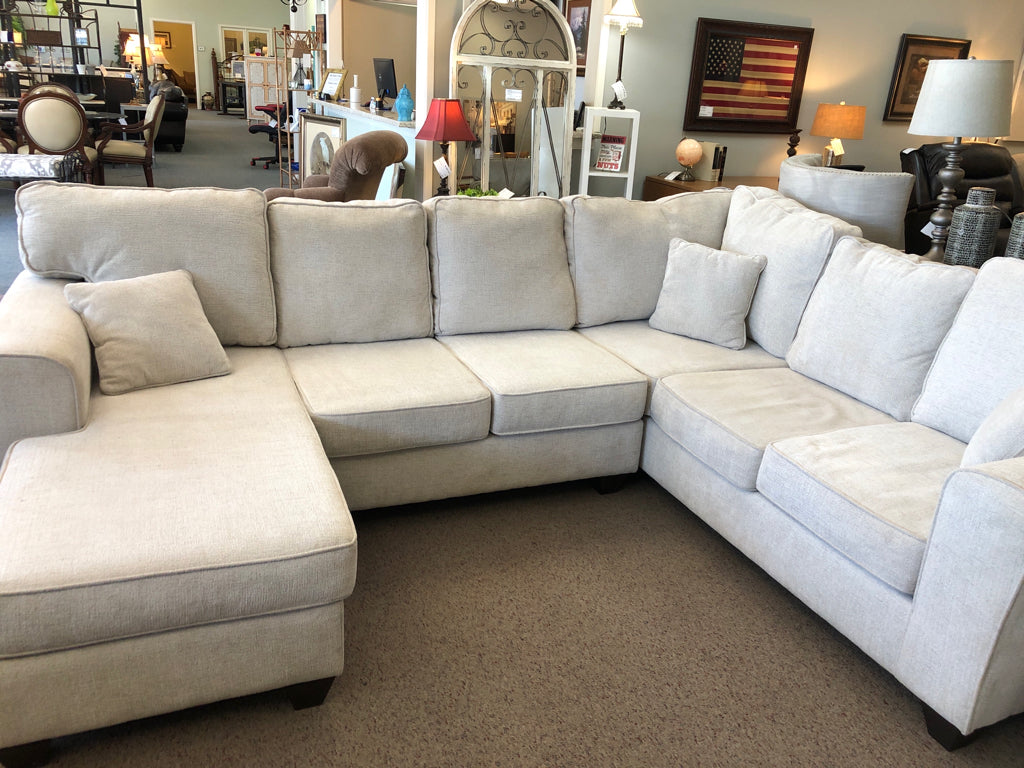 L-Shaped Sectional