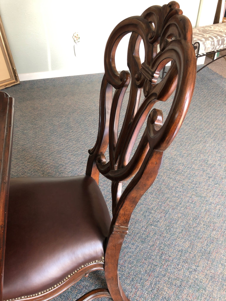 Theodore Alexander Table/2 16" Leaves/6 Chairs by Universal