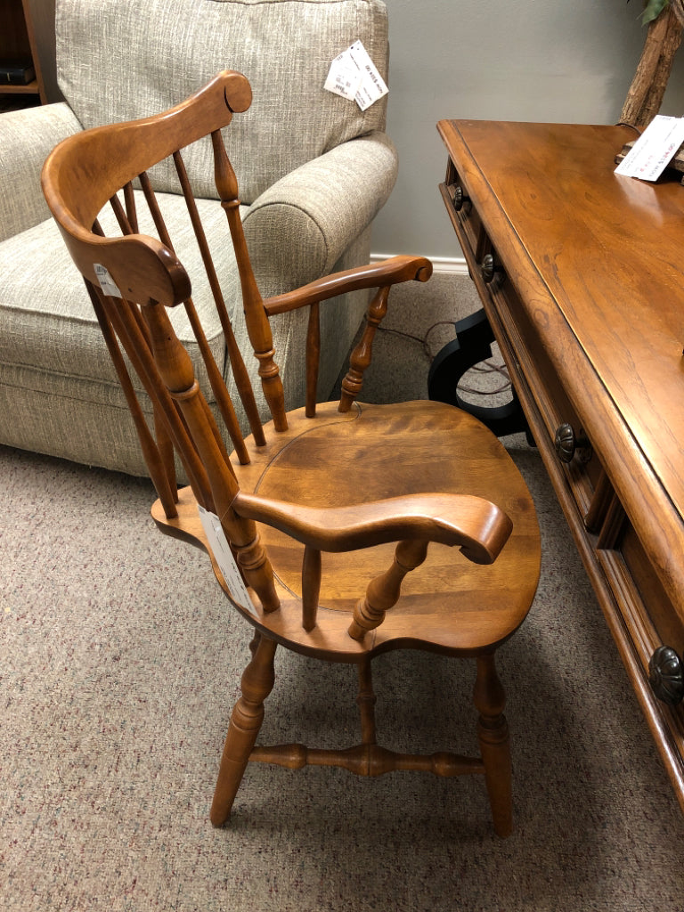 Captain's Chair
