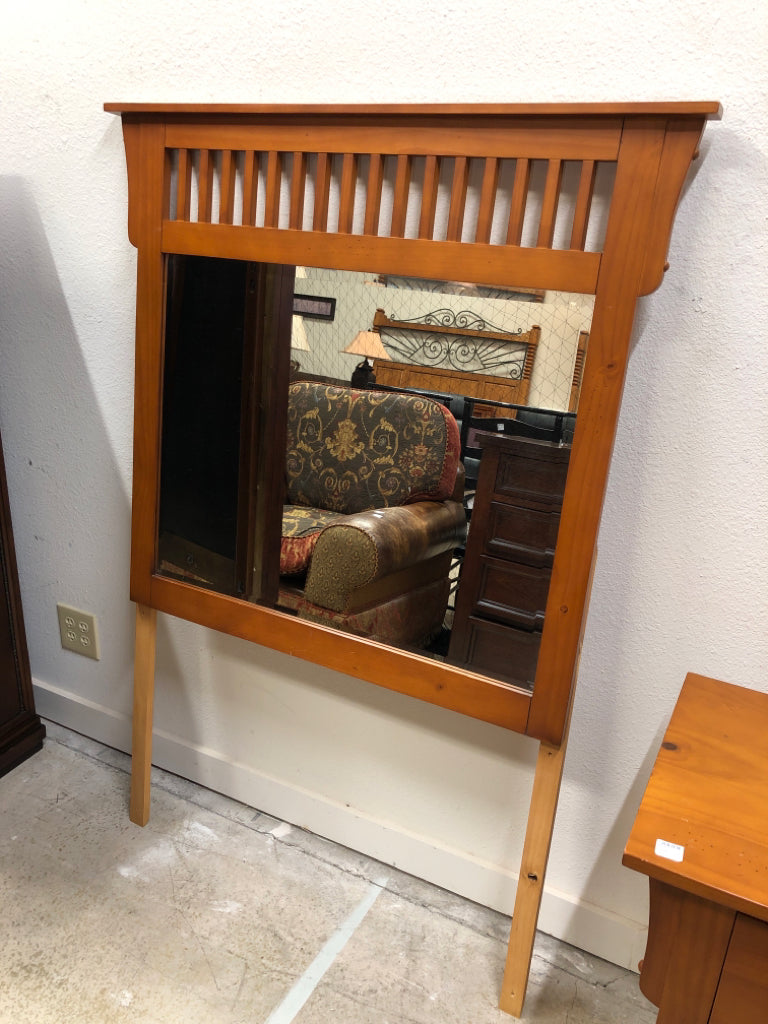 Dresser & Mirror