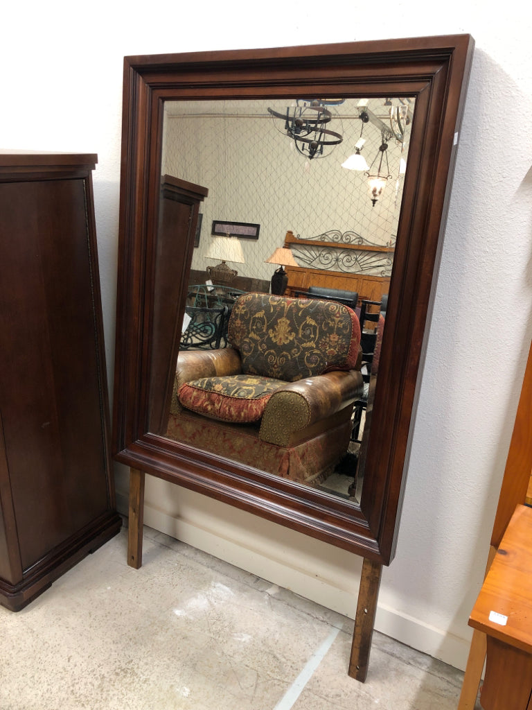 Dresser & Mirror