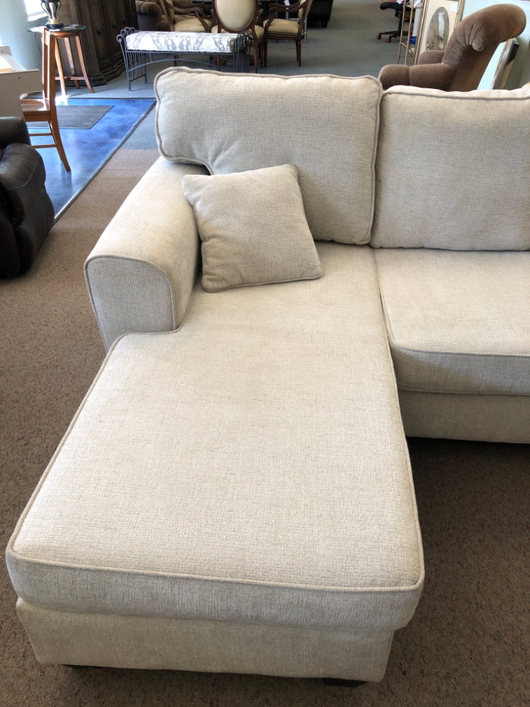 L-Shaped Sectional