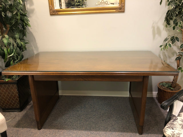 Desk w/Glass Top