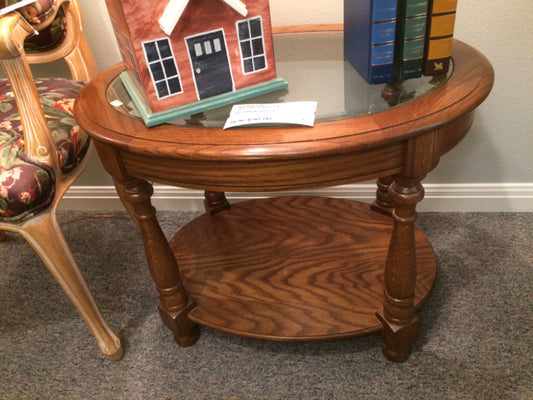 End Table w/Glass Top