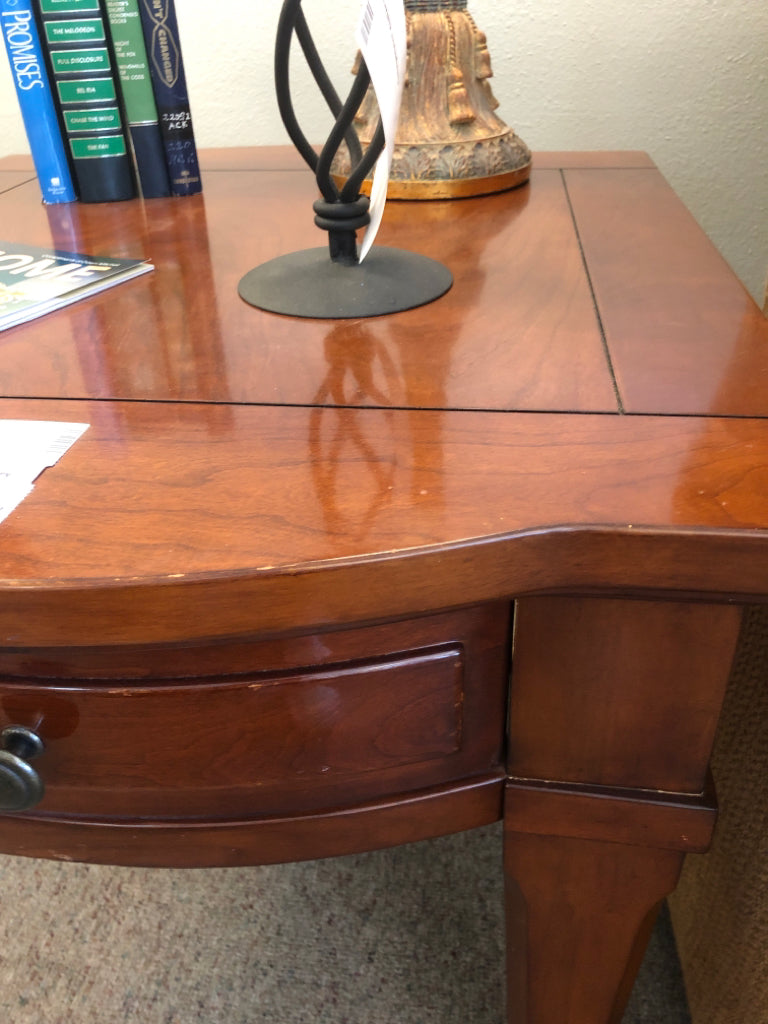 End Table (2 available)