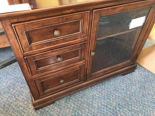 Glass Front Media Console (Haverty's)