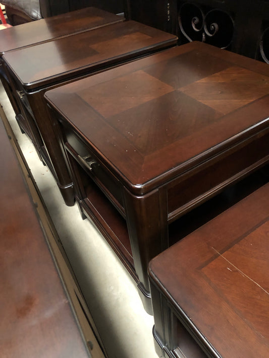 End Table from Haverty's