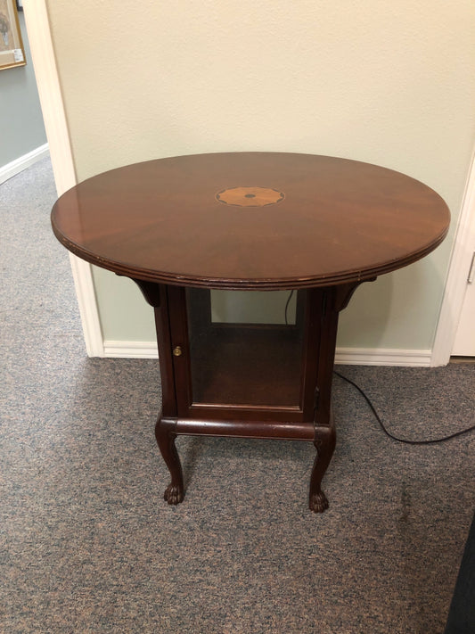 Round End Table