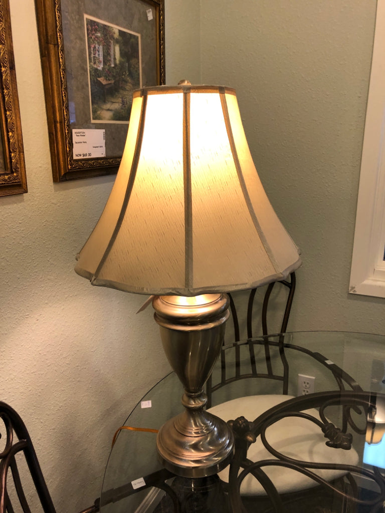 Gold/Silver Table Lamp